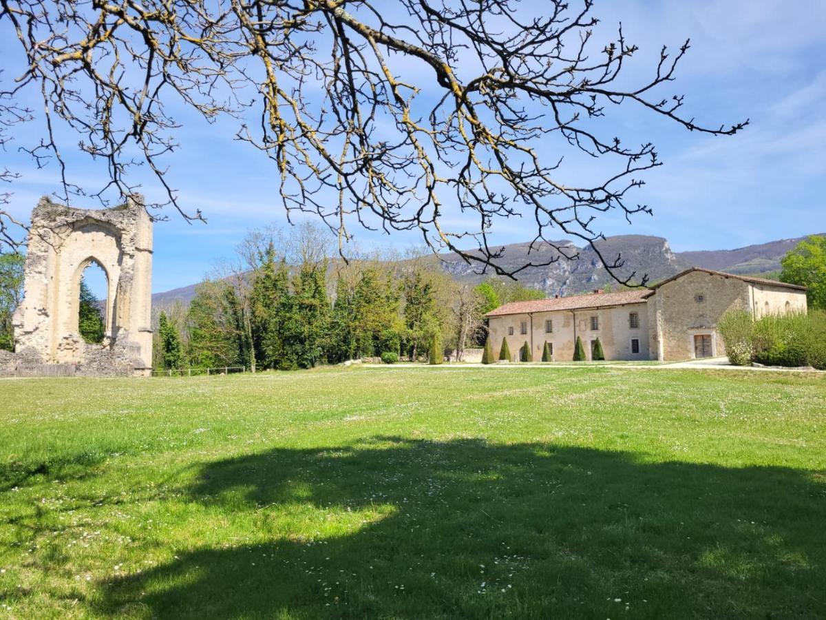 Au Pied Du Vercors Tout Est Permis La Riviere (Isere) Exterior foto