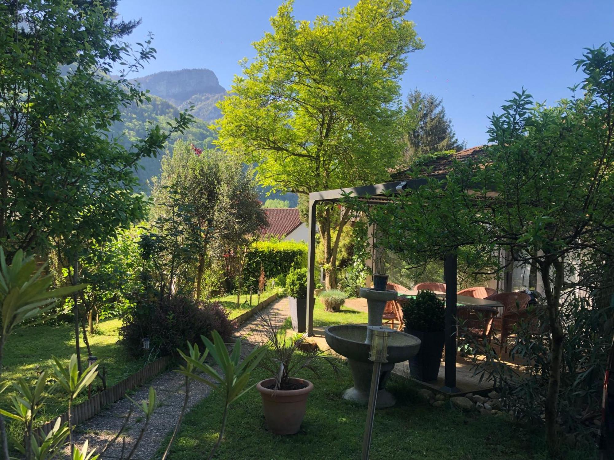 Au Pied Du Vercors Tout Est Permis La Riviere (Isere) Exterior foto